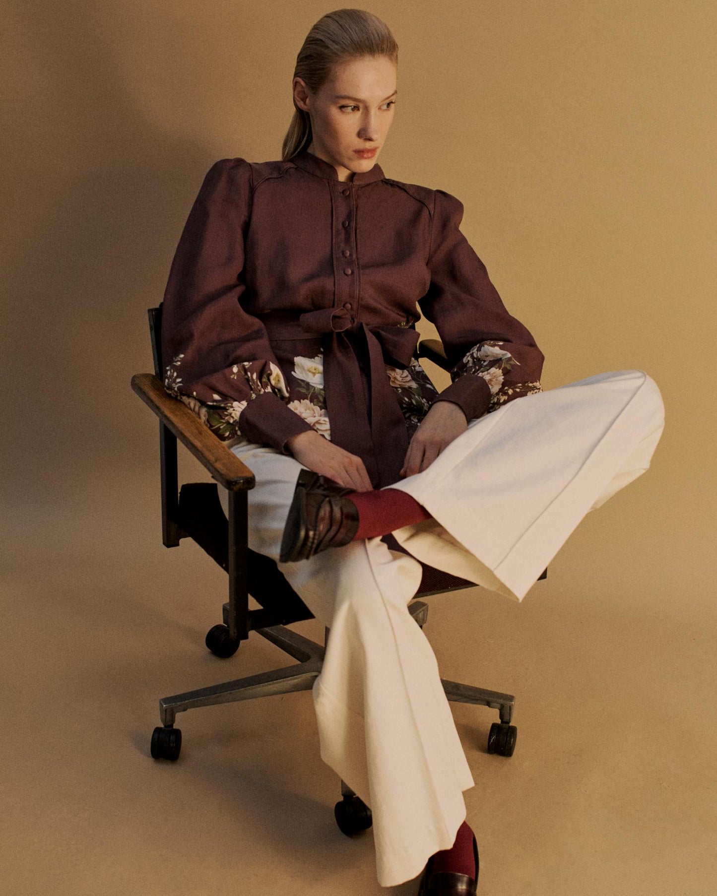 The Roxie Shirt in the Botanical Beauty Print