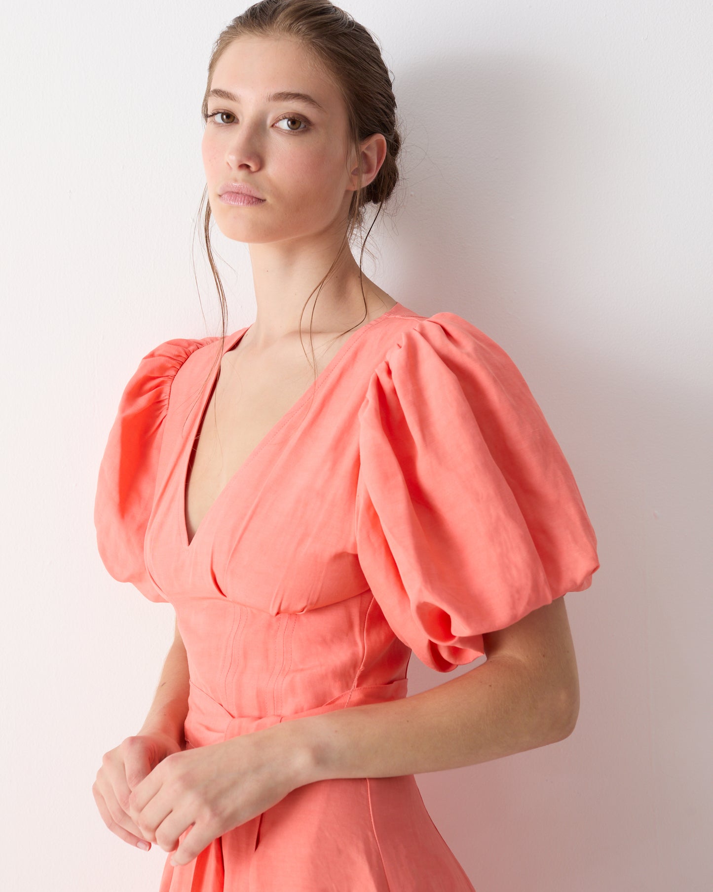The Nadia Midi Dress in Apricot