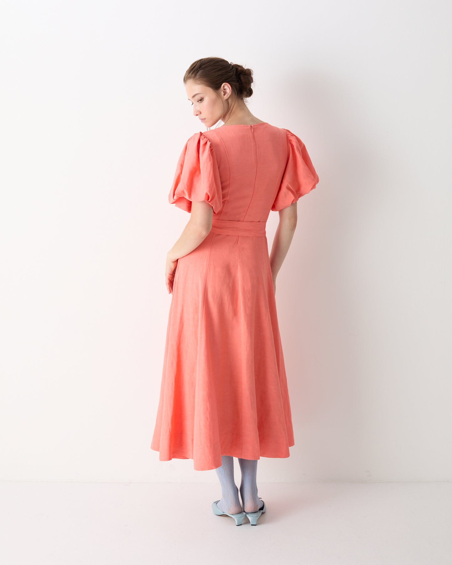 The Nadia Midi Dress in Apricot